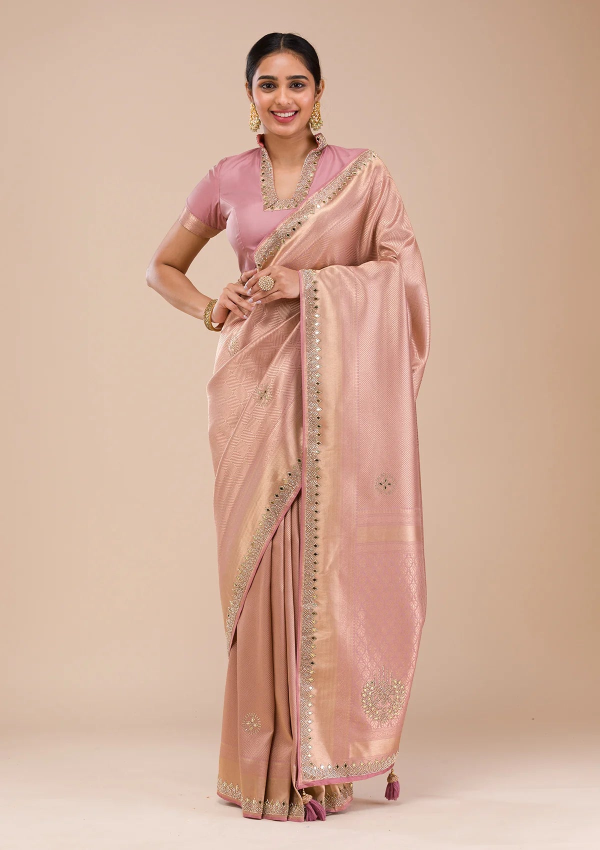 onion-pink-mirrorwork-silk-saree