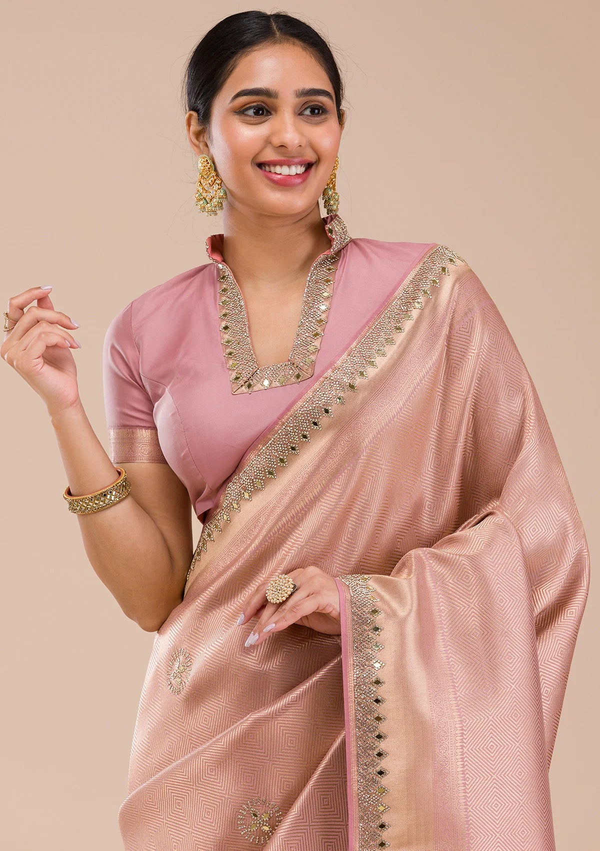 onion-pink-mirrorwork-silk-saree